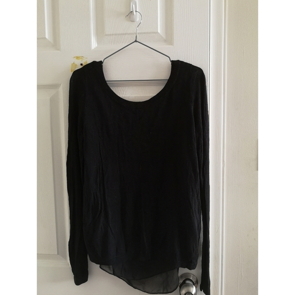 Black long sleeved sweater - Picture 2 of 2